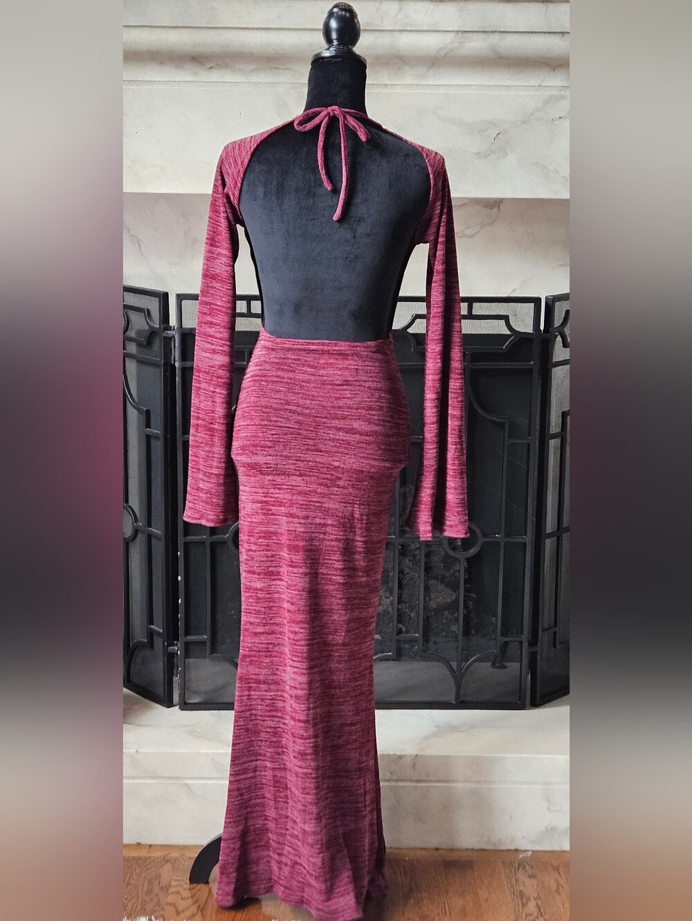 Women's Long Sleeve Burgundy Knit Maxi Dress